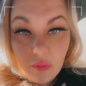 Meet your Posher, Lucy